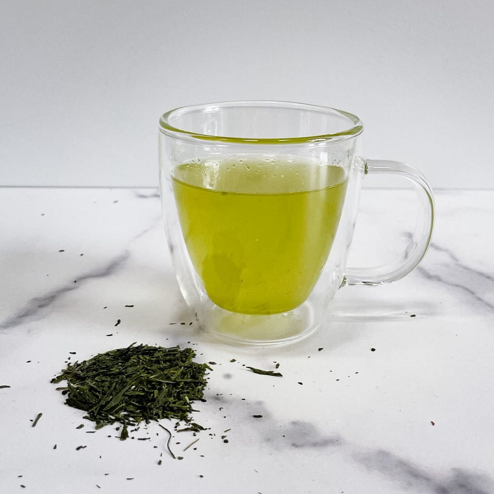 Svelte Sencha Japanese green tea - loose-leaf with 6-oz cup, brewed